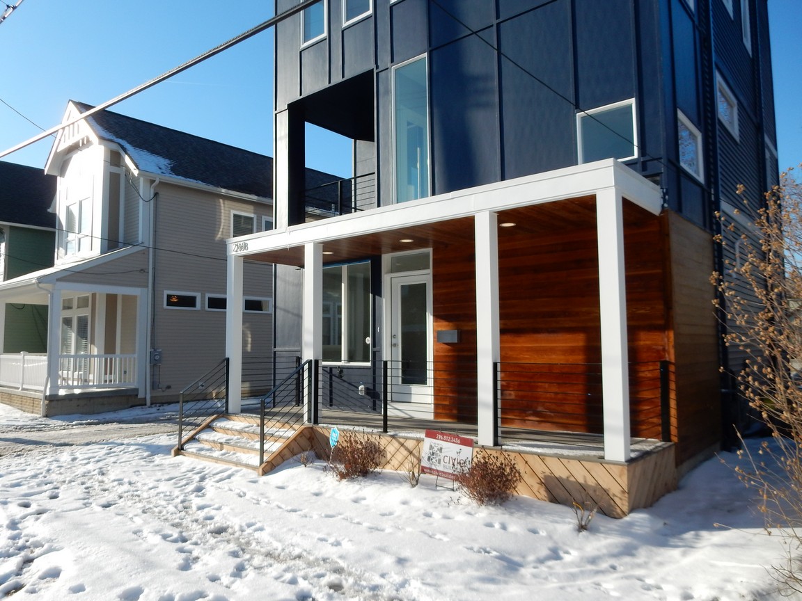 Photos of 2168 West 29th Street