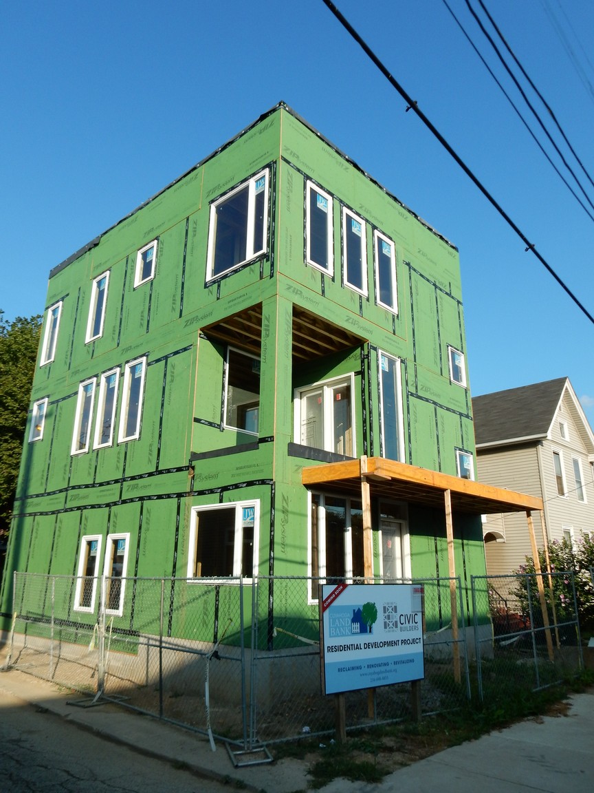 Photos of 2168 West 29th Street
