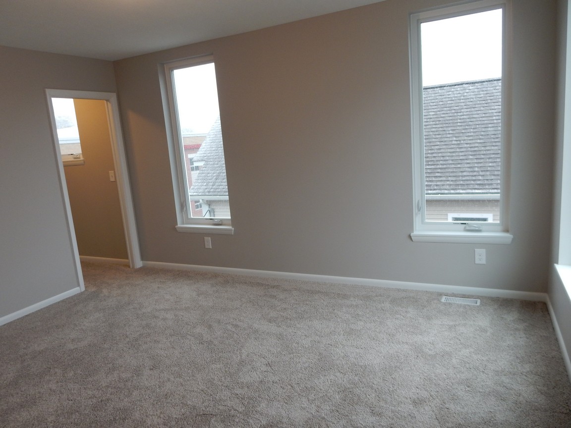 Photos of 2168 West 29th Street