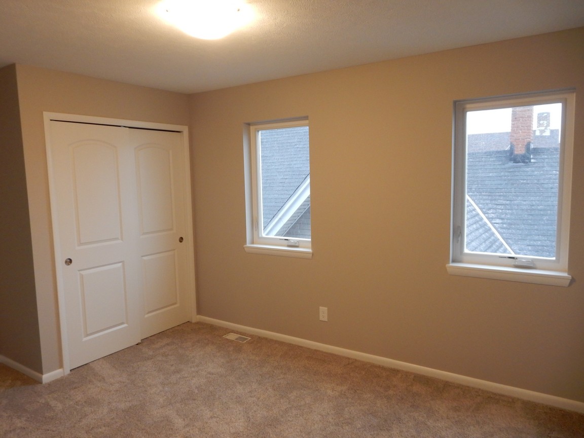Photos of 2168 West 29th Street
