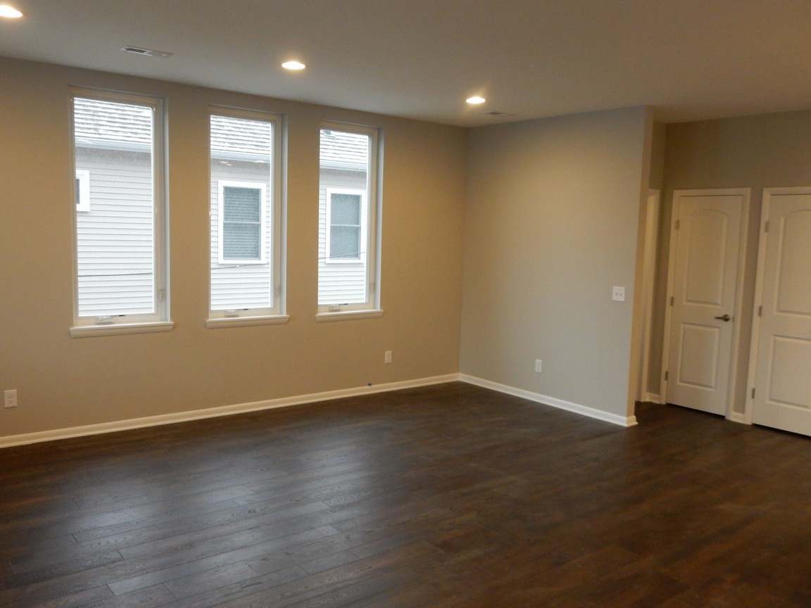 Photos of 2168 West 29th Street