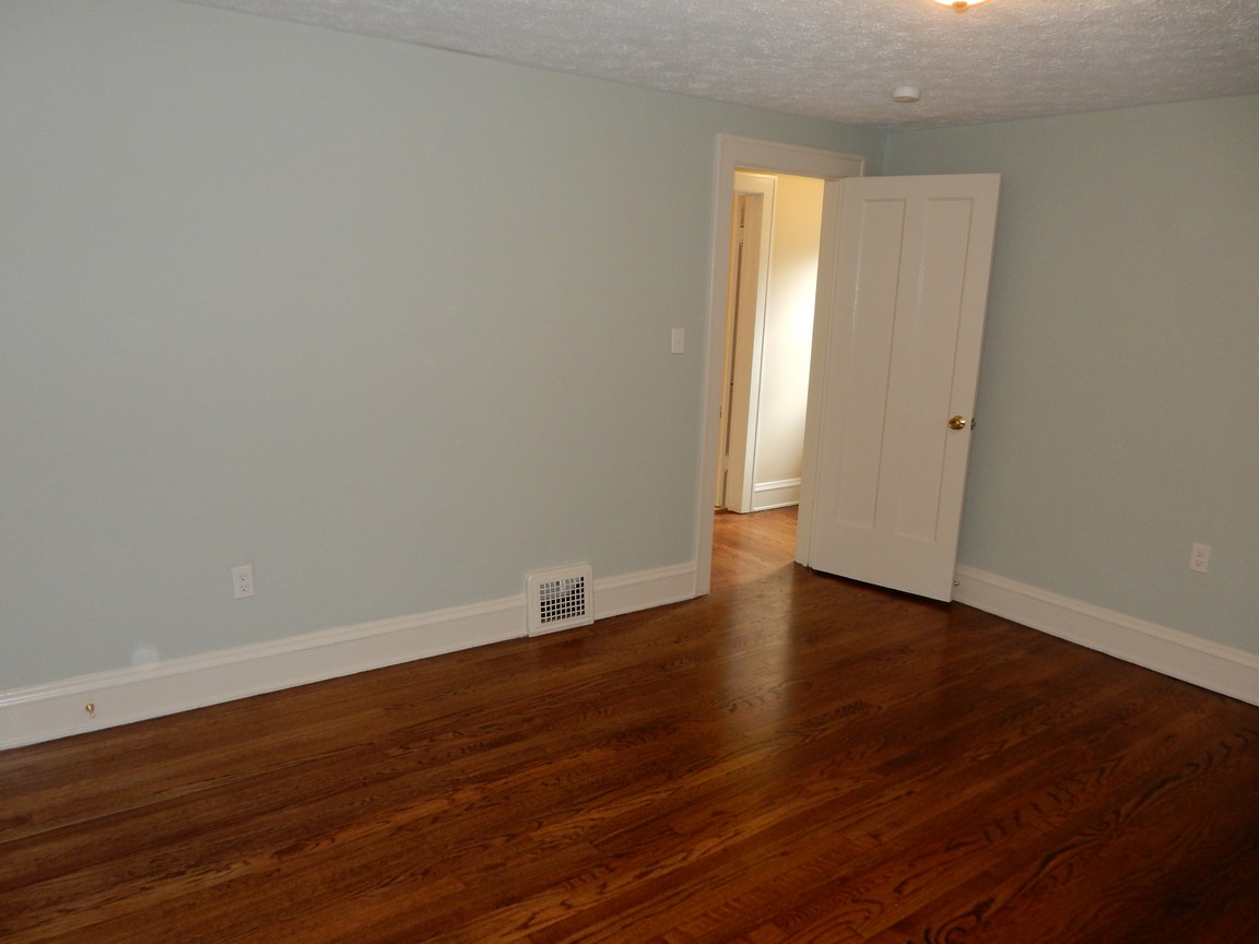 2504 Portman Old Brooklyn Cleveland Ohio