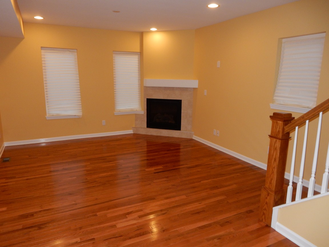 909 College Tremont Cleveland Ohio