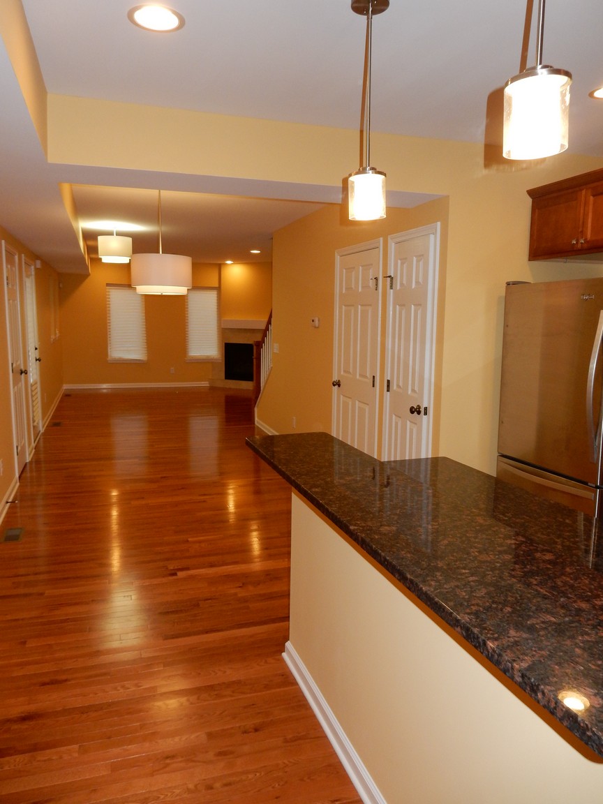 909 College Tremont Cleveland Ohio