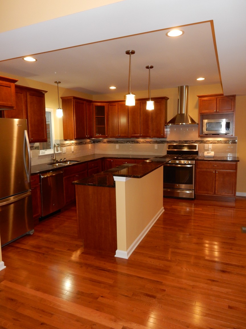 909 College Tremont Cleveland Ohio