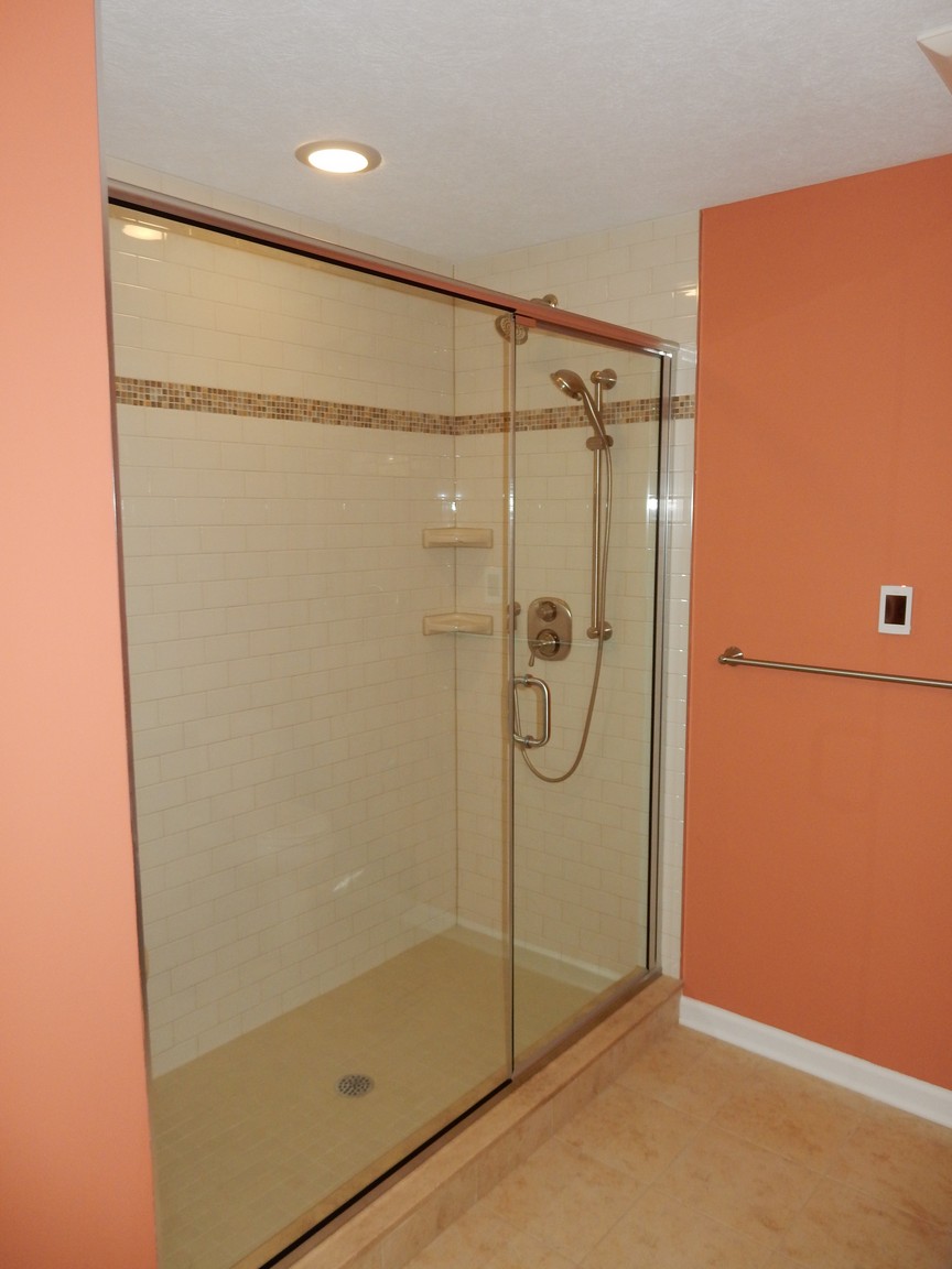 909 College Tremont Cleveland Ohio