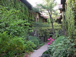 Glenturret Condominiums Real Estate & Community Information 