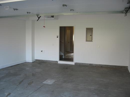 Photos of Parkside Townhomes | University Circle