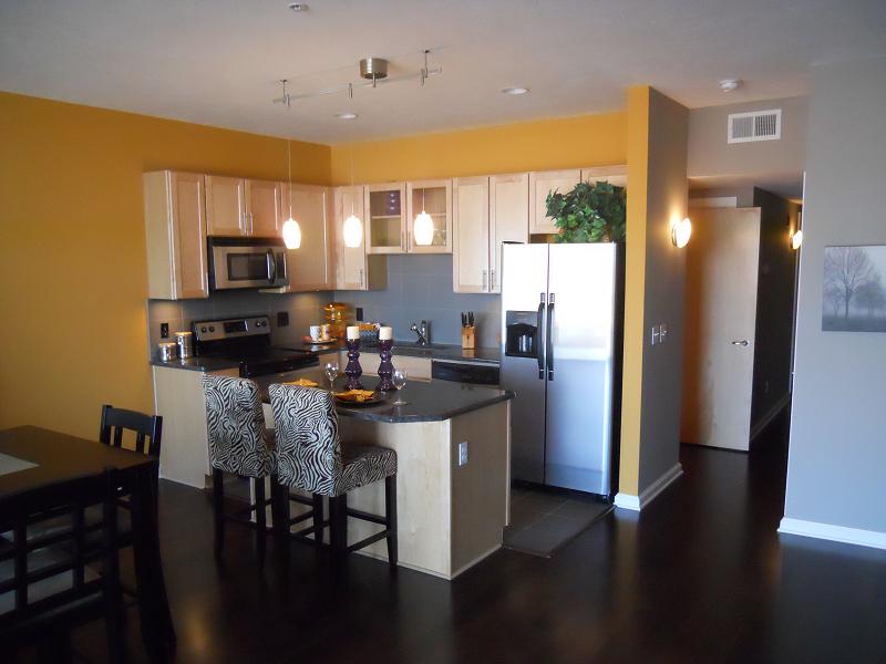 Interior Photos of Stonebridge Plaza in Downtown Cleveland