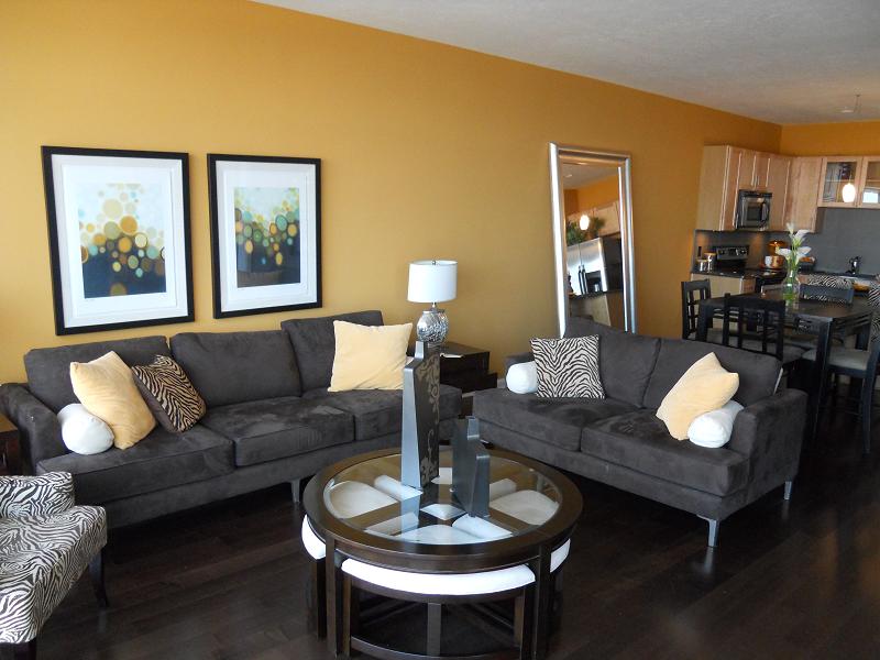 Interior Photos of Stonebridge Plaza in Downtown Cleveland