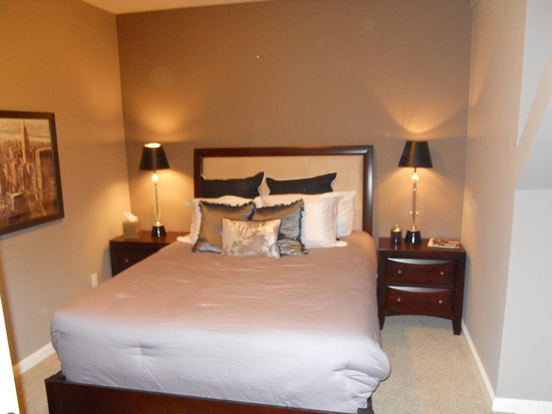 Interior Photos of Stonebridge Plaza in Downtown Cleveland