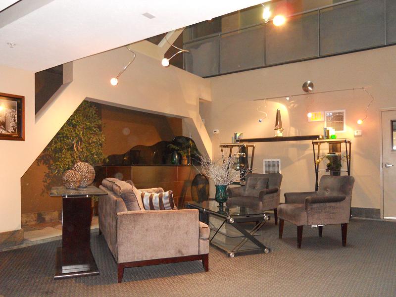 Interior Photos of Stonebridge Plaza in Downtown Cleveland