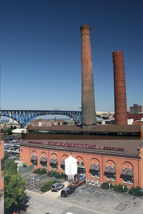Neighborhood Photos of Stonebridge Plaza in Downtown Cleveland