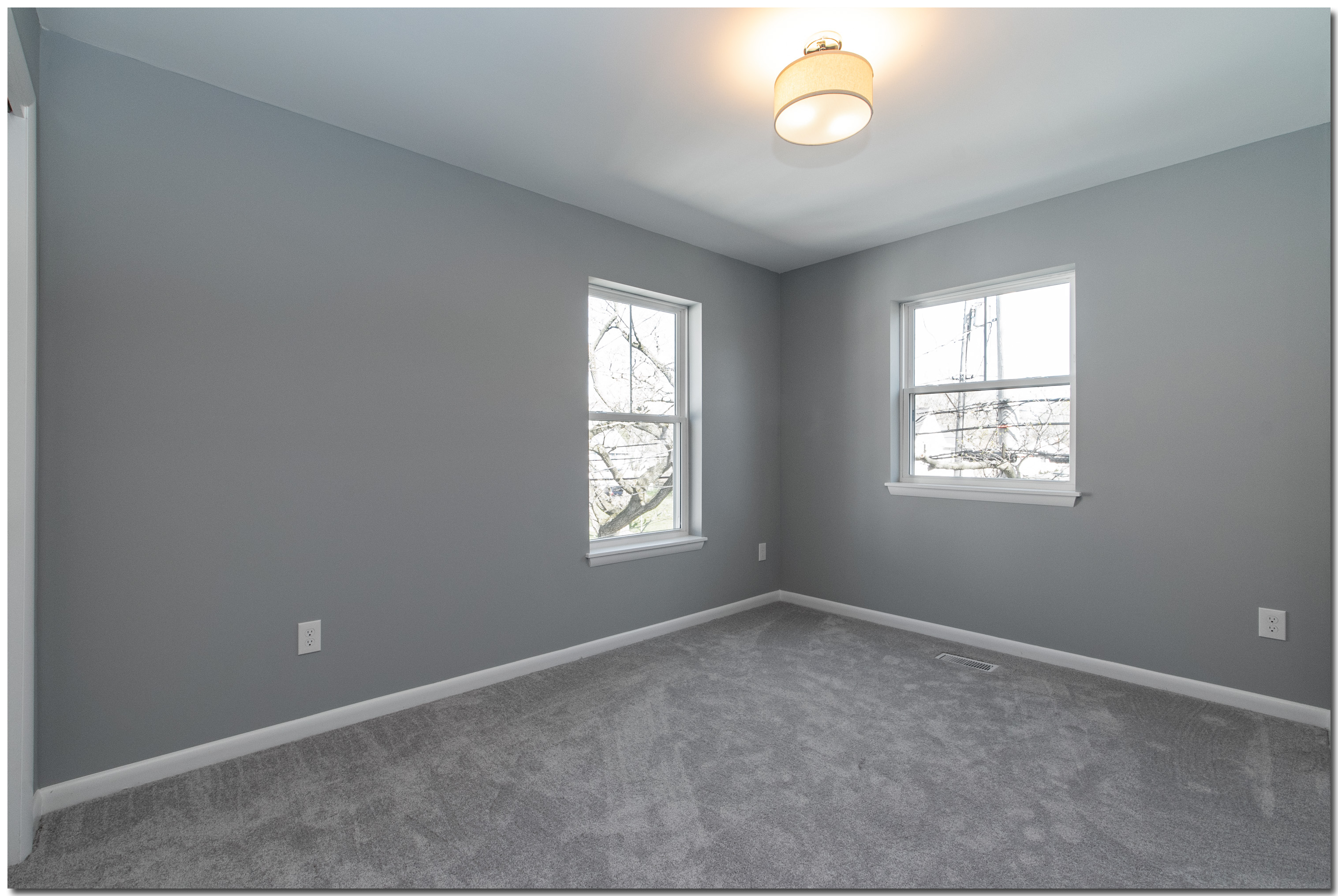 6609 Wakefield (Gordon Square/Detroit Shoreway)